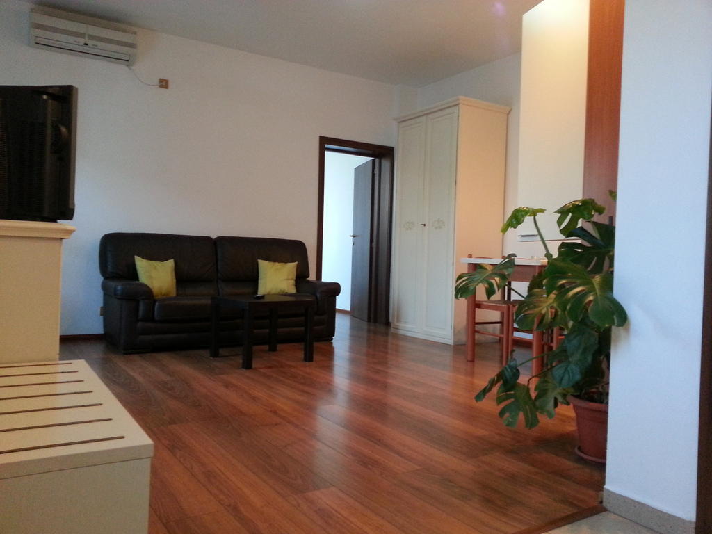 Banu Manta Apartments بوخارست الغرفة الصورة